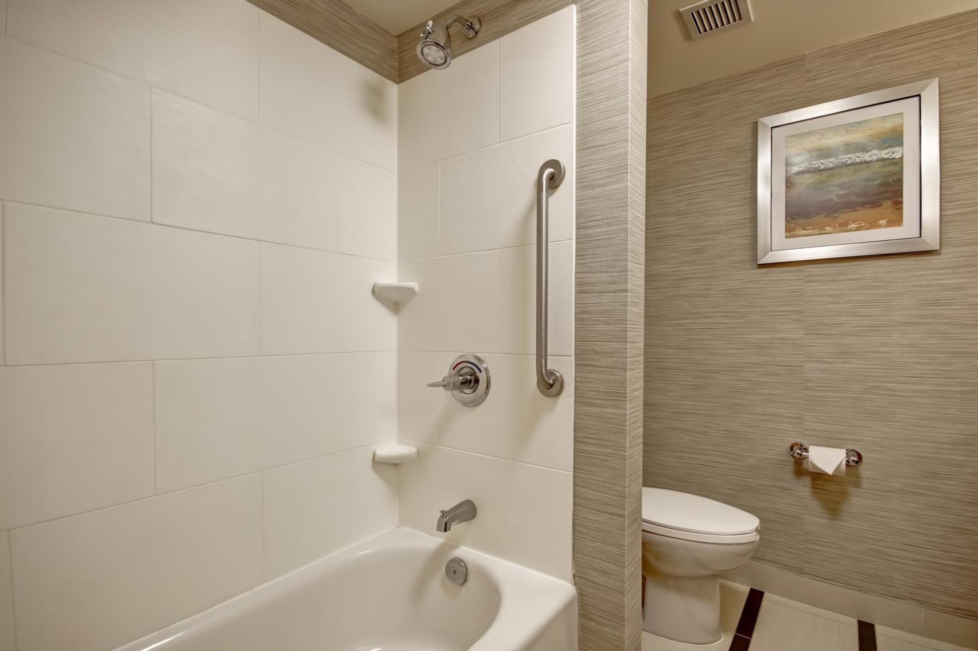 Fairfield Inn & Suites By Marriott Гуэлф Экстерьер фото