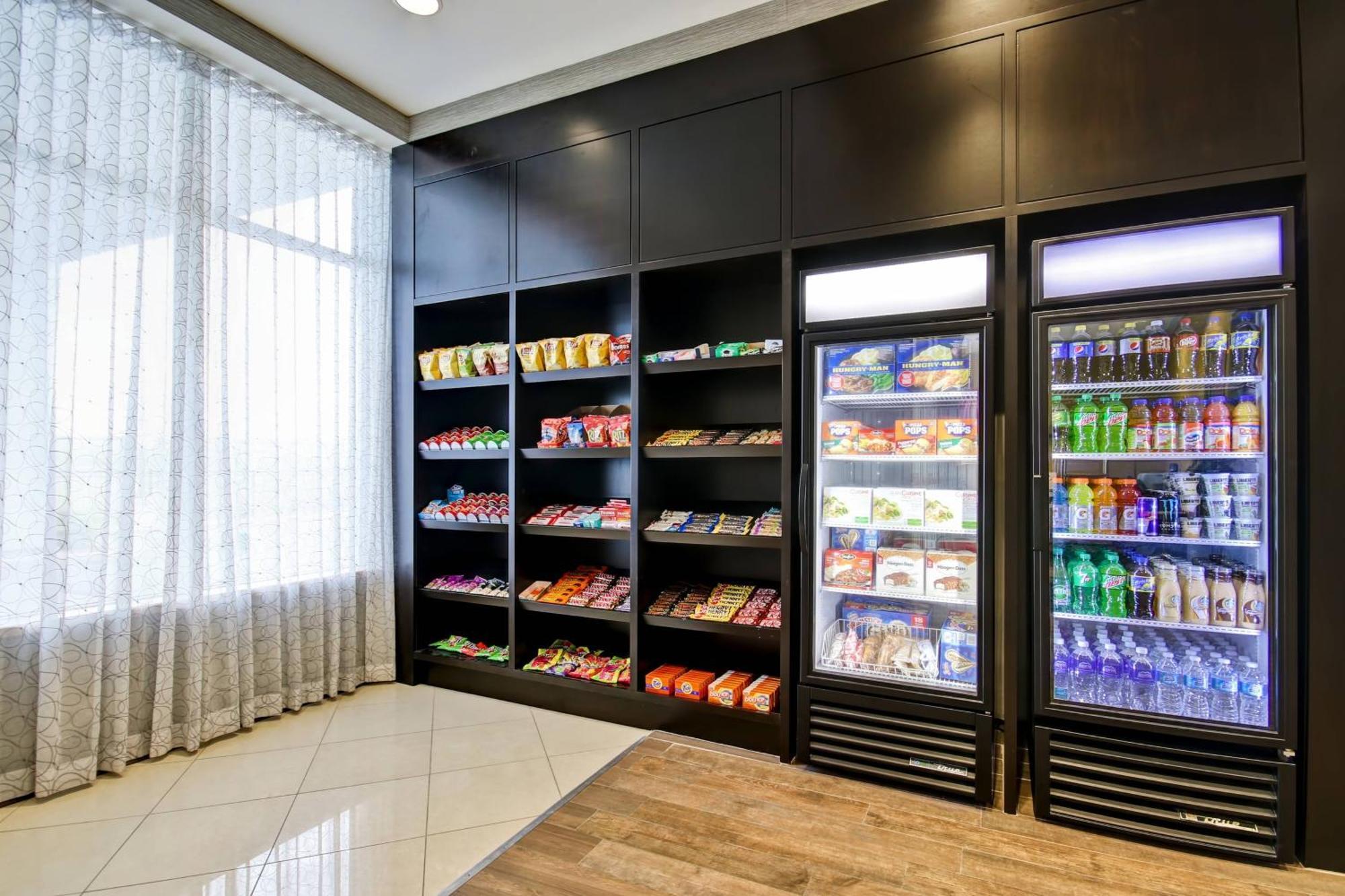 Fairfield Inn & Suites By Marriott Гуэлф Экстерьер фото