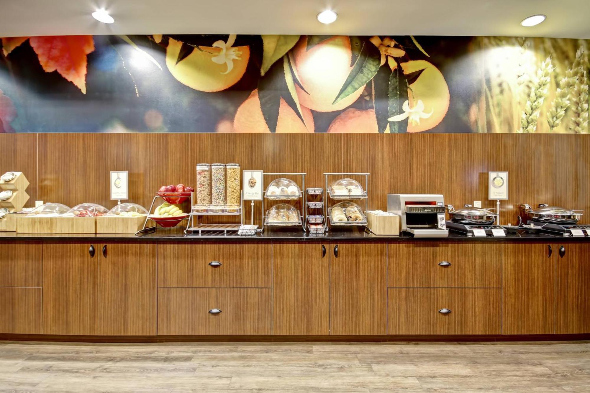 Fairfield Inn & Suites By Marriott Гуэлф Экстерьер фото
