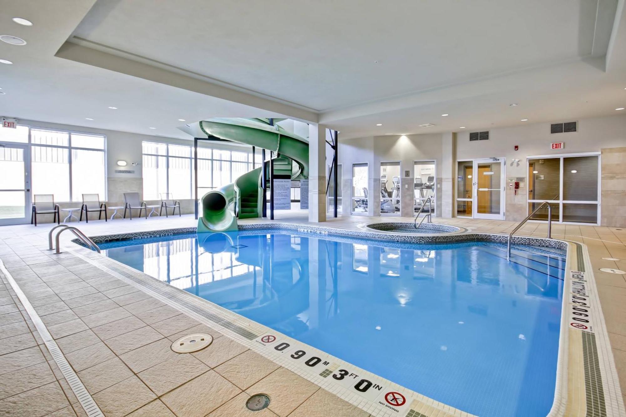 Fairfield Inn & Suites By Marriott Гуэлф Экстерьер фото