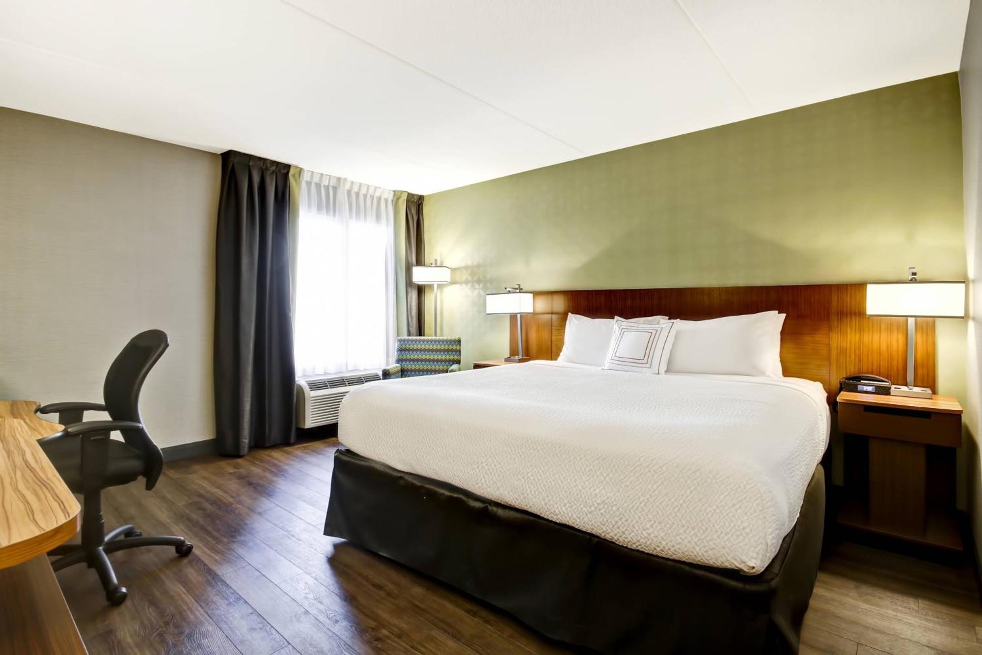 Fairfield Inn & Suites By Marriott Гуэлф Экстерьер фото