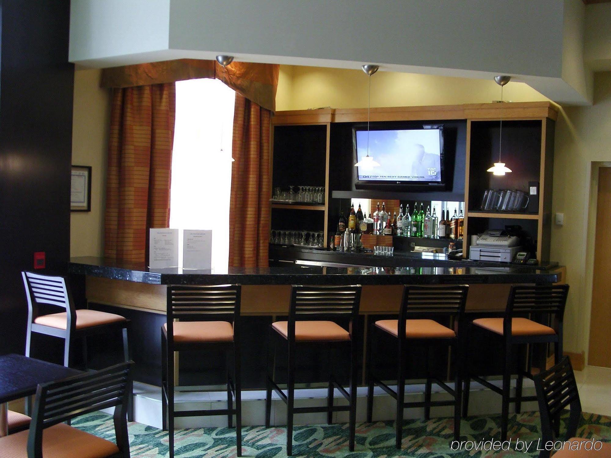 Fairfield Inn & Suites By Marriott Гуэлф Ресторан фото