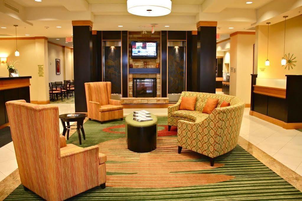 Fairfield Inn & Suites By Marriott Гуэлф Экстерьер фото