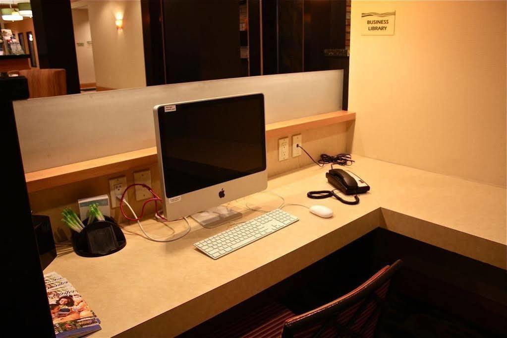 Fairfield Inn & Suites By Marriott Гуэлф Экстерьер фото